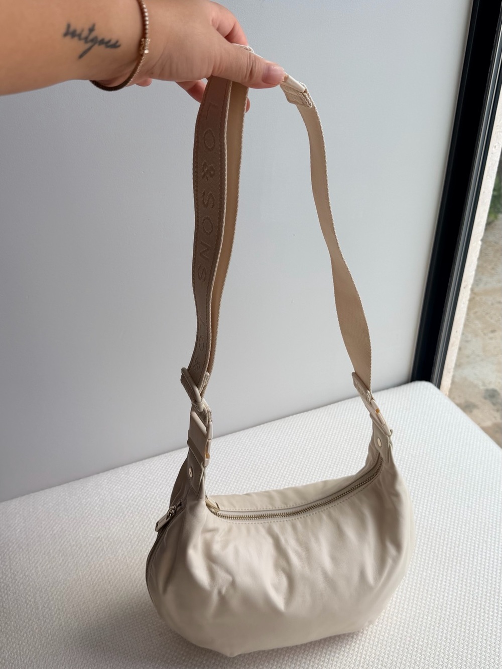 Lo and Sons Aoyama Leather Crescent Crossbody Bag - Ivory - Picture 3 of 4